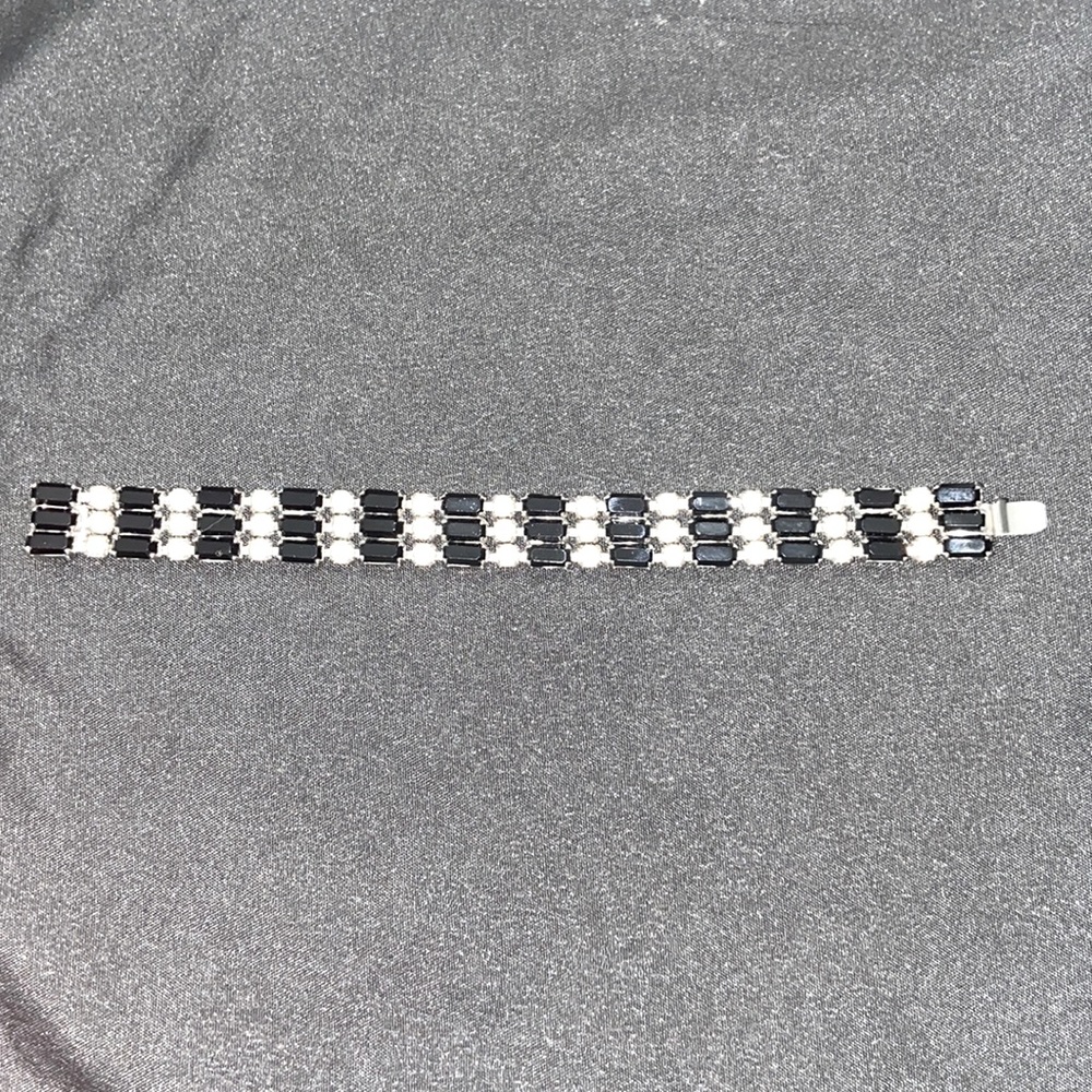 Weiss Rhinestone Bracelet